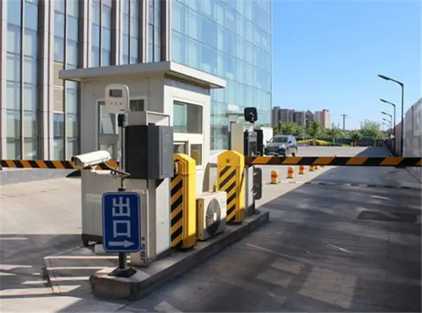 車牌識(shí)別系統(tǒng)快速識(shí)別車輛信息，無懼任何環(huán)境